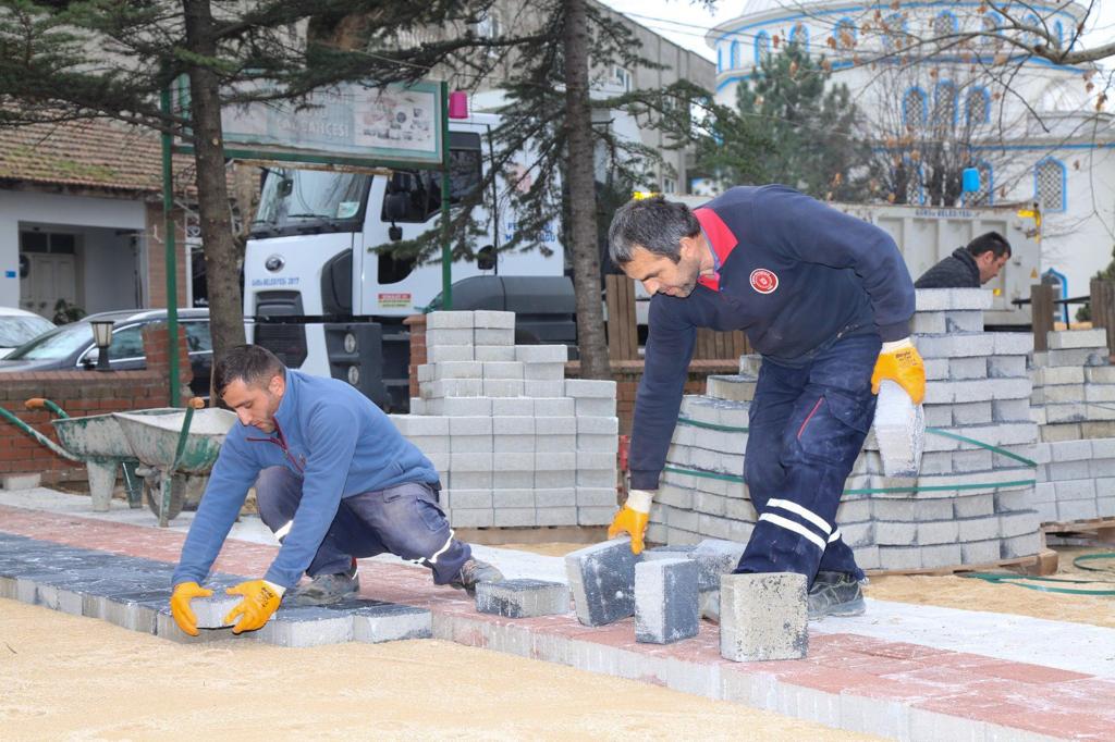 Gürsu Belediyesi’nden Kumlukalan’a Makyaj