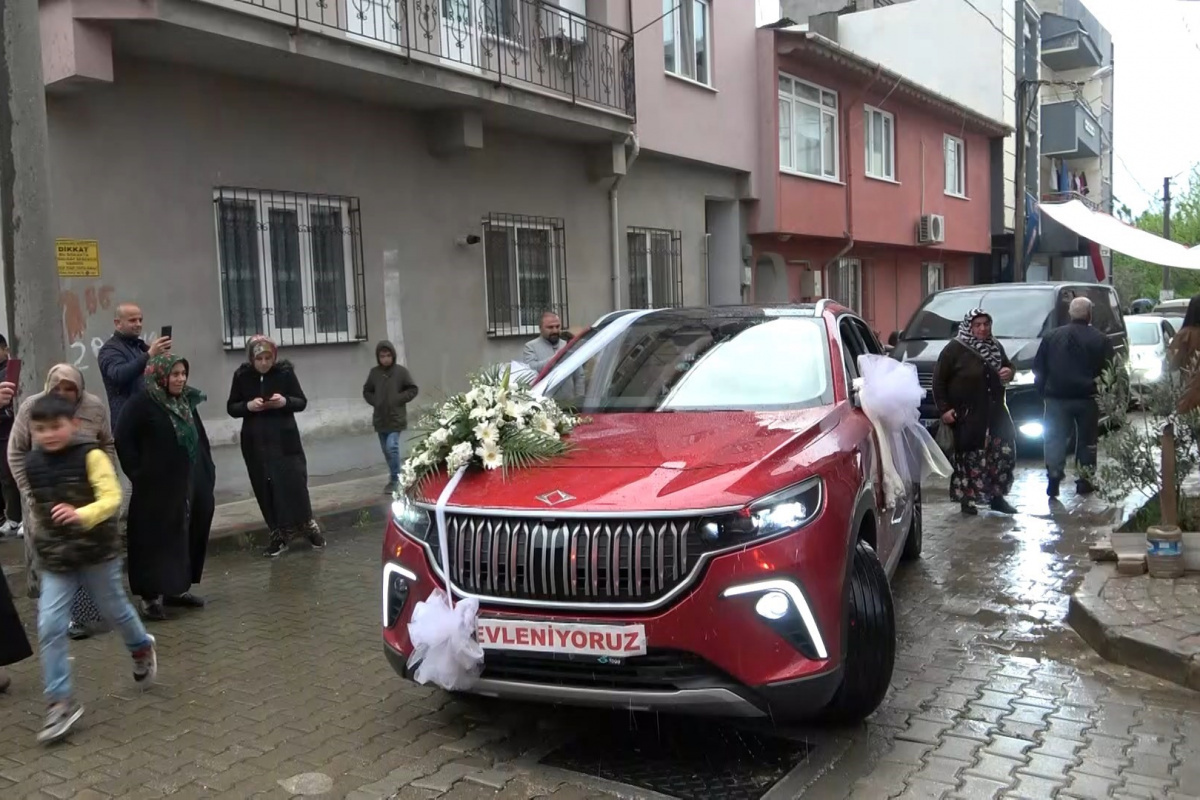 Dünya evine yerli ve milli otomobil Togg'la girdiler