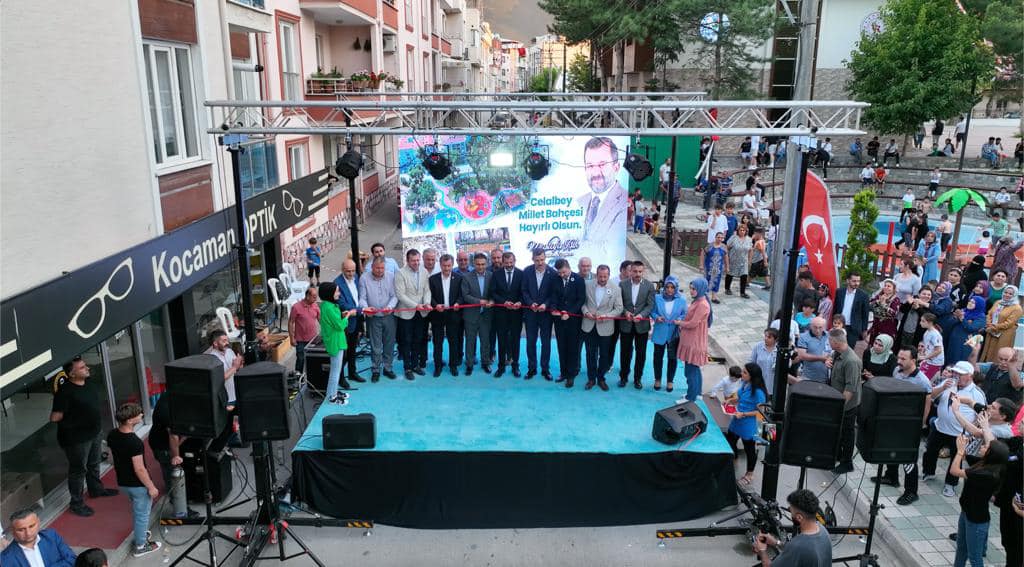 Celal Bey Millet Bahçesi, Mavi Kelebekle De Dünya Barışı Ve Tarihsel Geçmişe Duyarlılık Sağlıyor