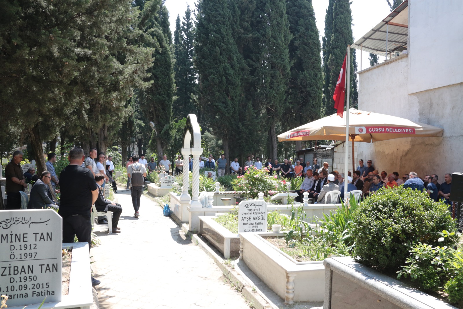 Şehit Başkan Cüneyt Yıldız Özlemle Anıldı