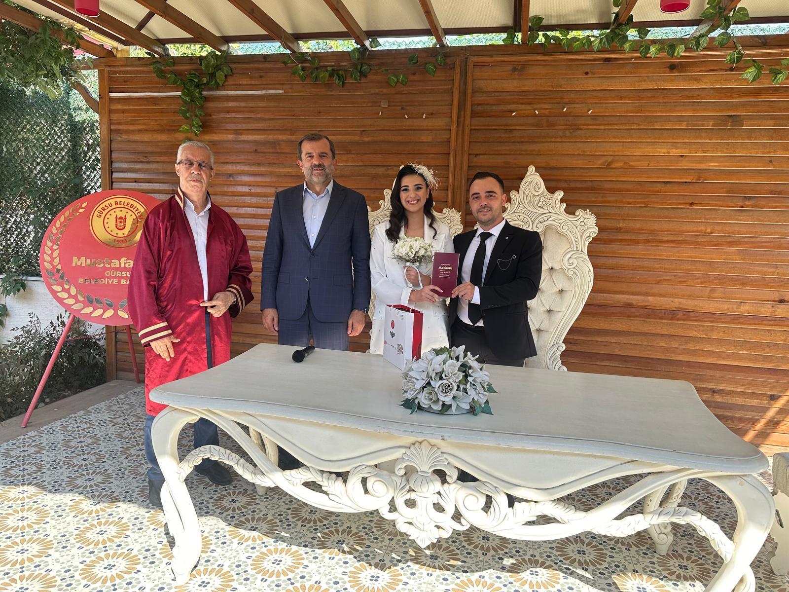 Gürsu'yu Evlendiren Adam Artık Emekli