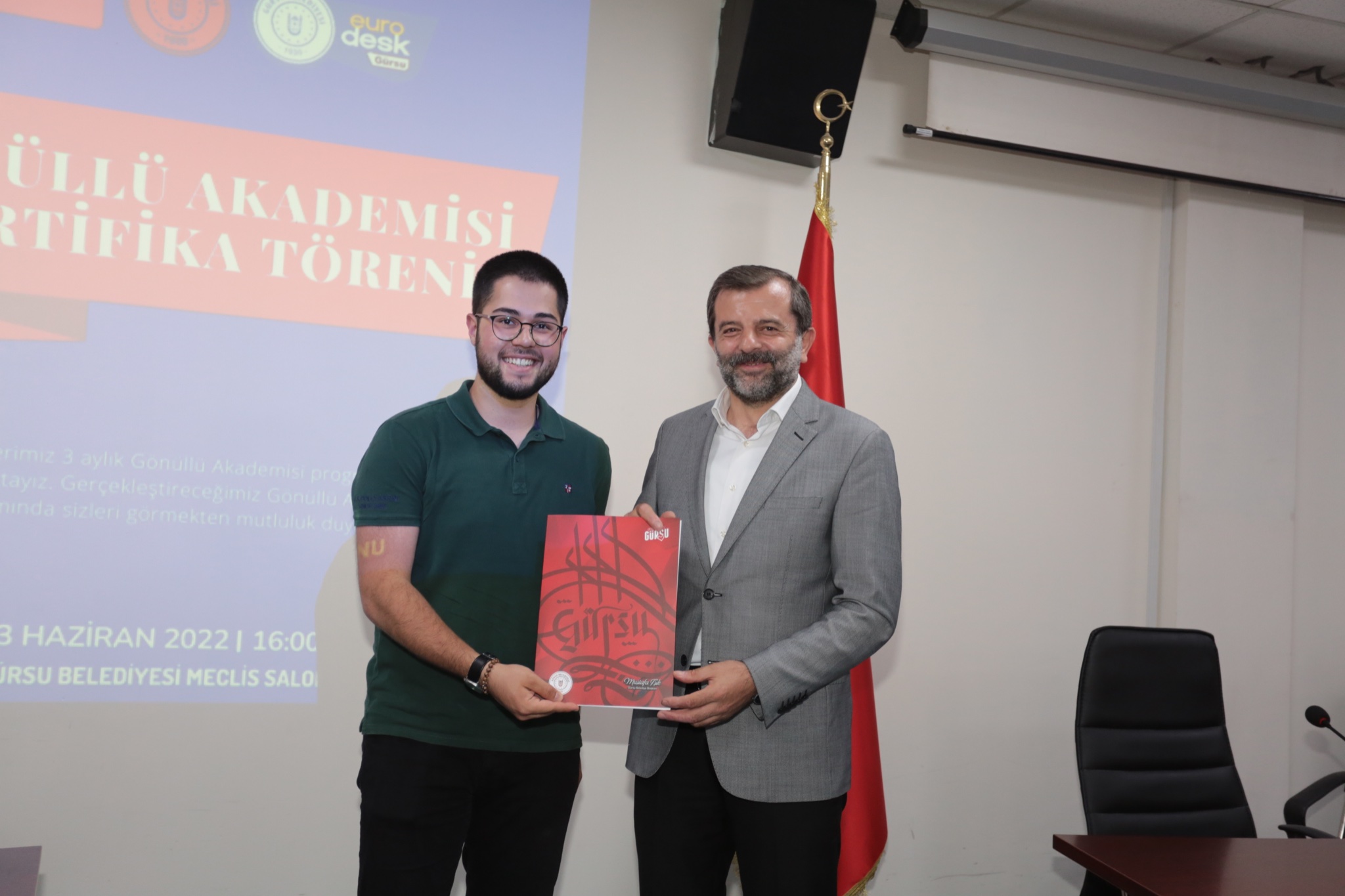 Gürsu Belediyesi Eurodesk Gönüllü Akademisi Öğrencileri Sertifikalarını Aldı