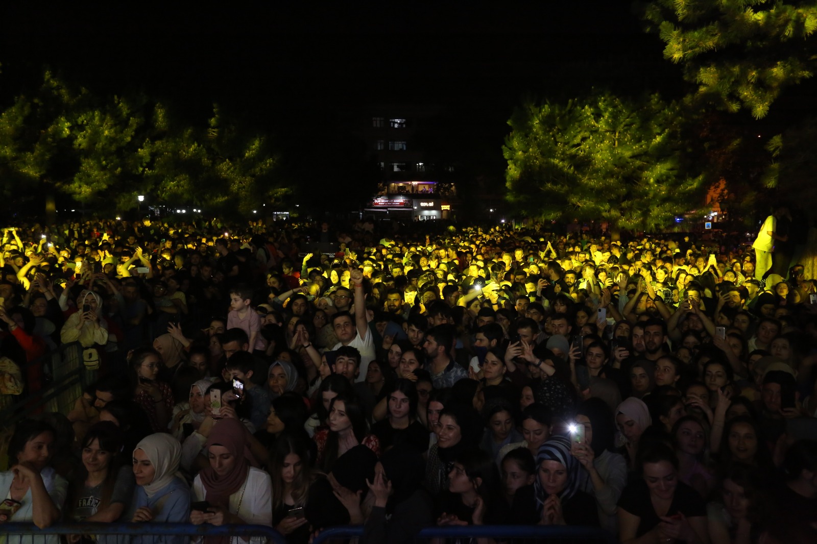 Gürsu Gençlik Konserleriyle Coştu