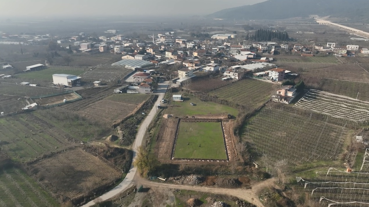 Gürsu Kazıklıköy Mahallesi’ne Futbol Sahası