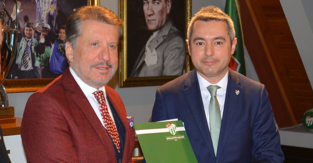 Bursaspor'da Yeni Yönetimin Mazbata Töreni Gerçekleşti