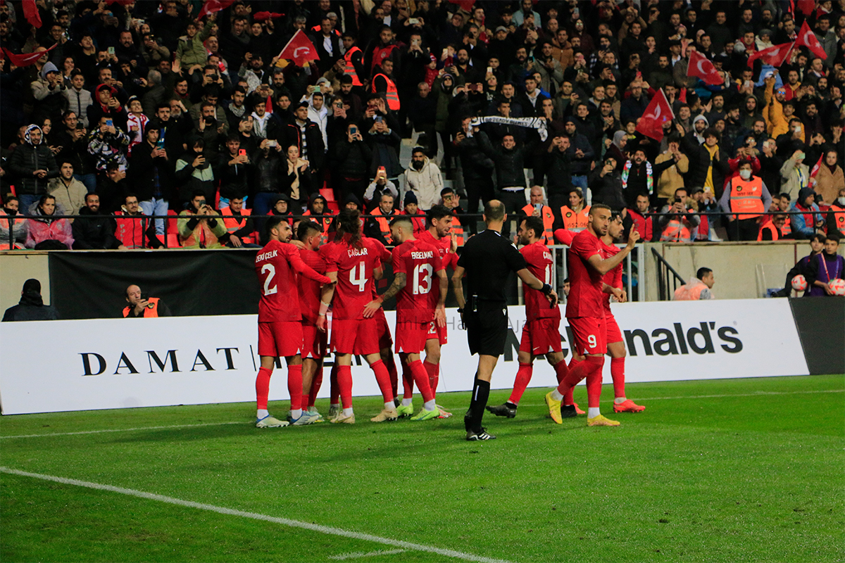 Millilere 2 gol yetti