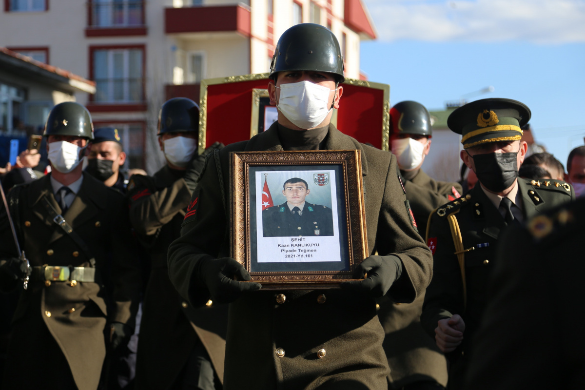 Pençe-Kilit Operasyonu şehidi son yolculuğuna uğurlandı